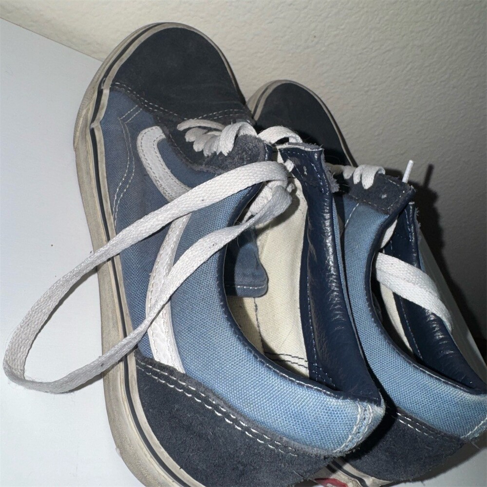 Vans Old Skool Low Top Sneakers Men's Size 7 Navy Blue Black White Stripe